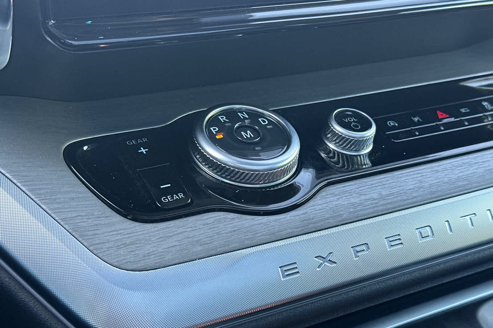 Thumbnail: 2025 Ford Expedition MAX - 23