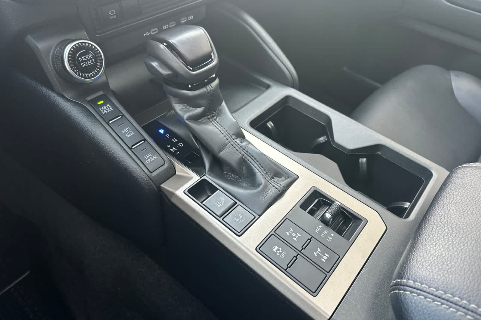 Thumbnail: 2025 Toyota Land Cruiser - 21