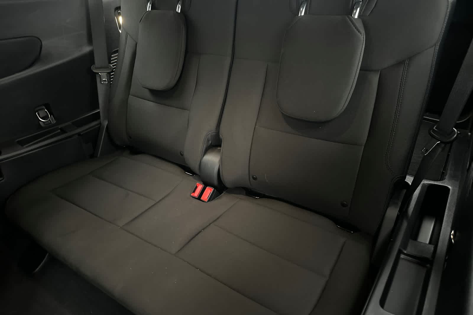 Thumbnail: 2022 Ford Explorer - 15