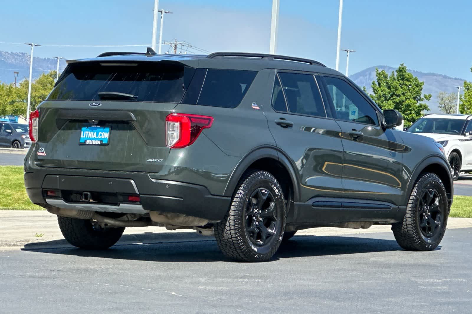 Thumbnail: 2022 Ford Explorer - 2