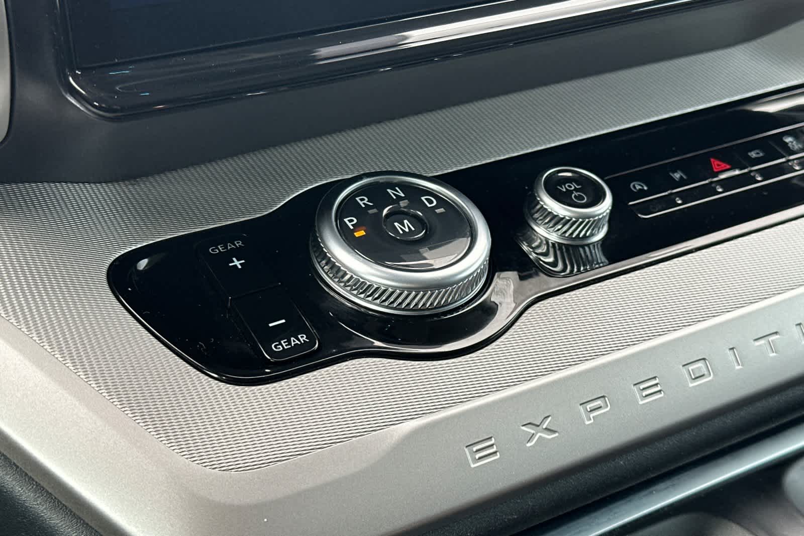 Thumbnail: 2025 Ford Expedition - 23