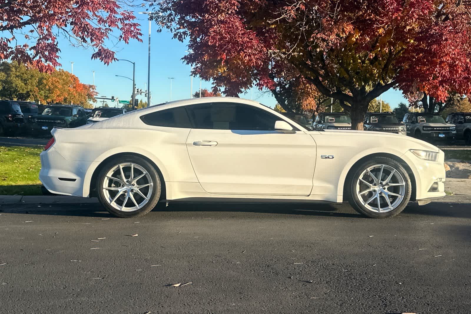 Thumbnail: 2017 Ford Mustang - 8
