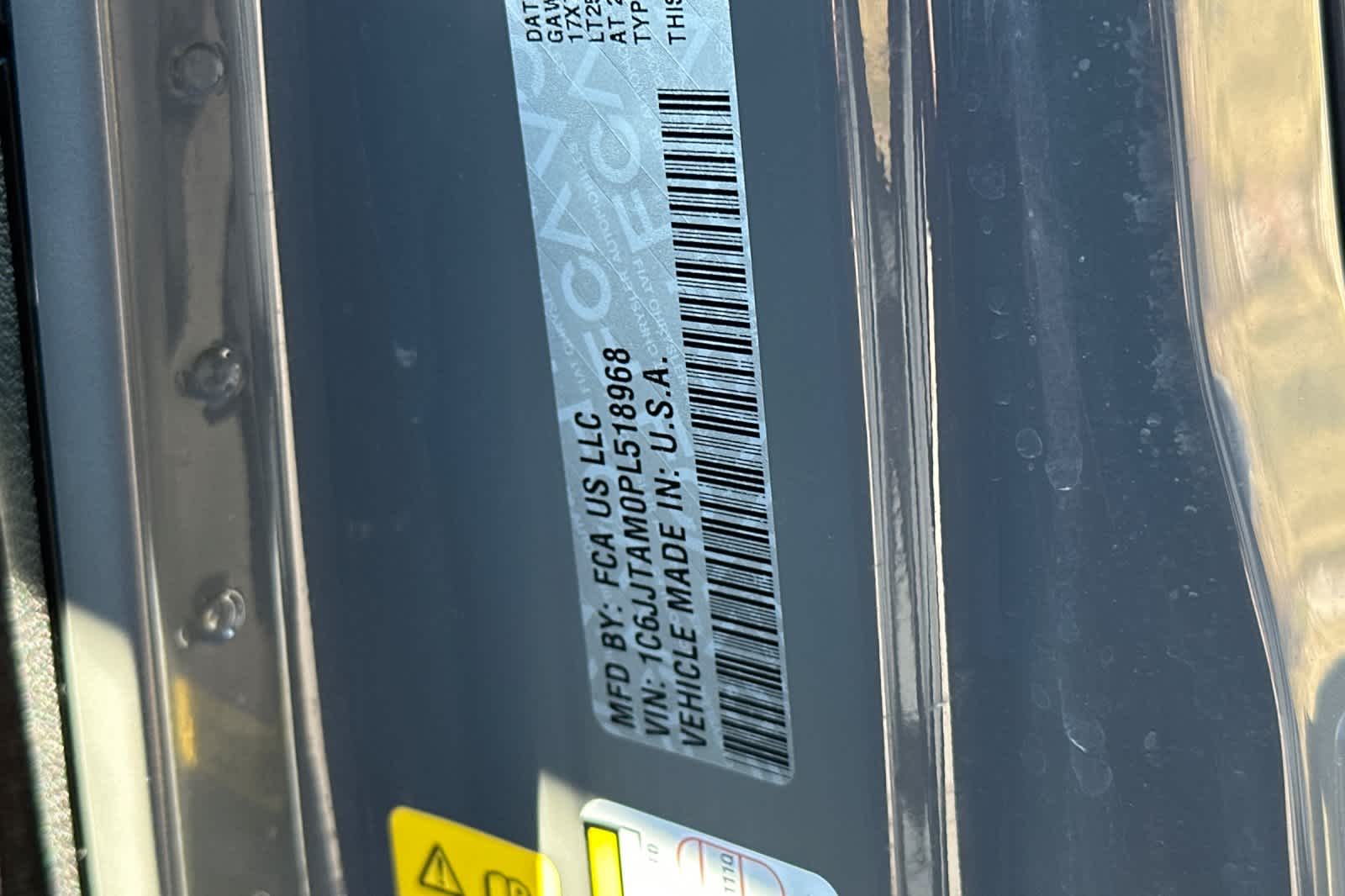 Thumbnail: 2023 Jeep Gladiator - 29