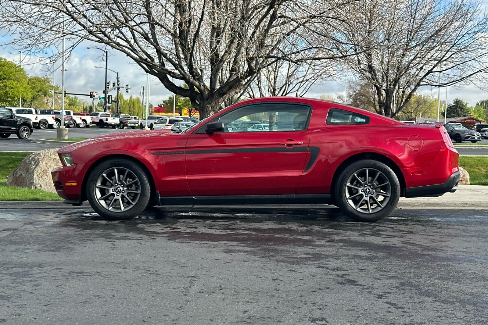 Thumbnail: 2012 Ford Mustang - 5