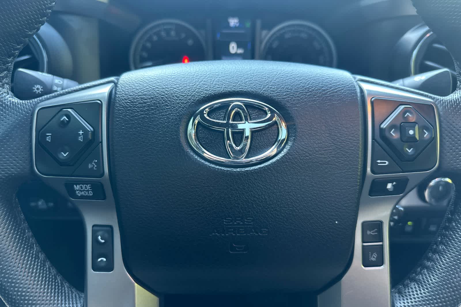Thumbnail: 2022 Toyota Tacoma - 23