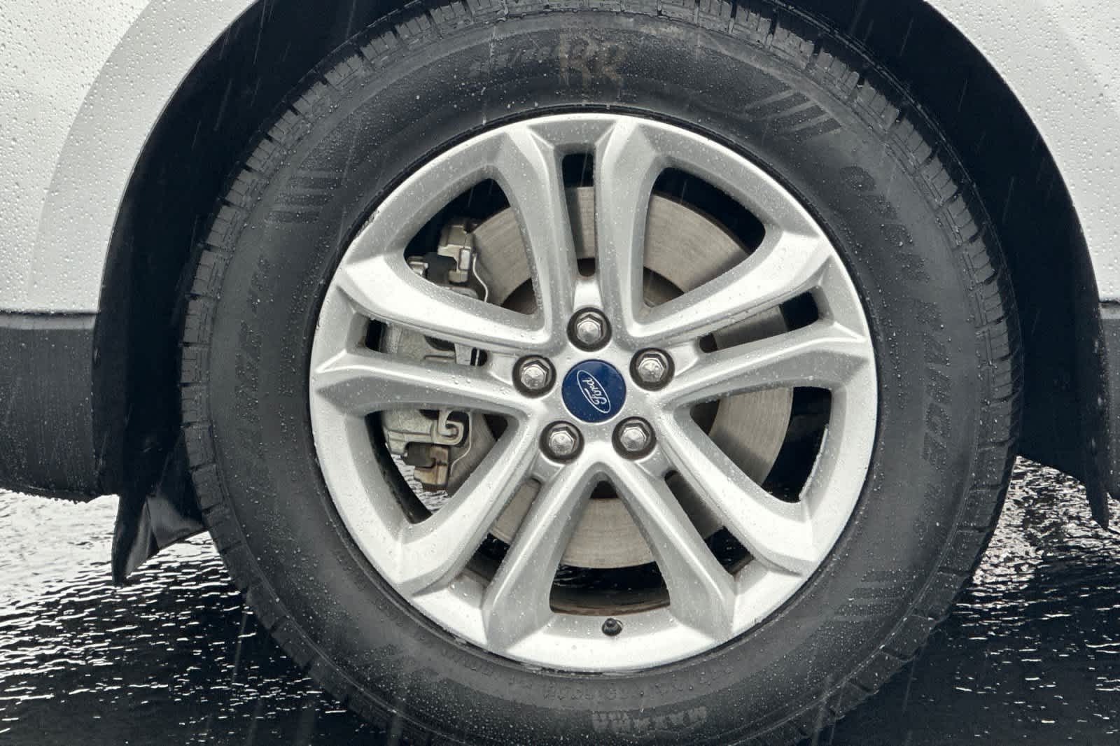 Thumbnail: 2019 Ford Edge - 26