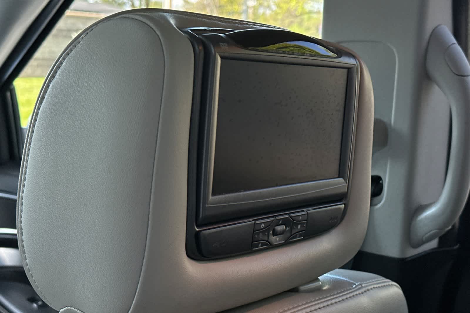 Thumbnail: 2017 Ford Explorer - 16