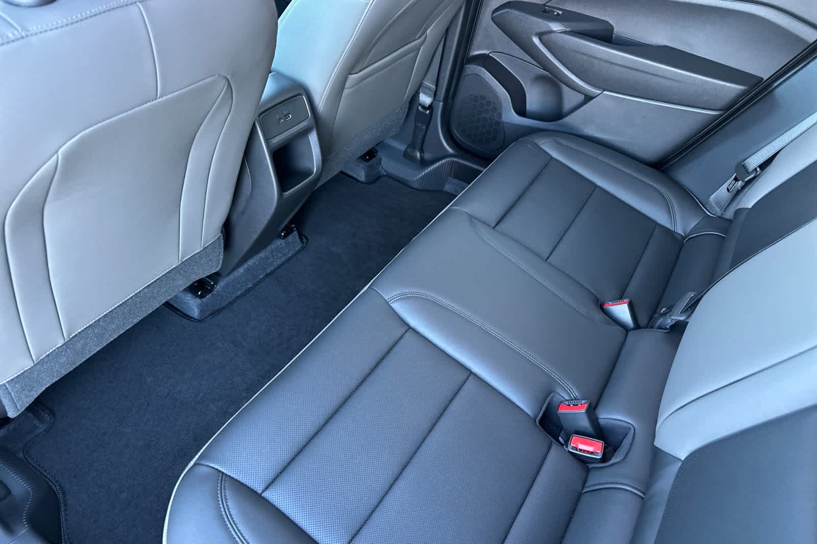 Thumbnail: 2026 Chevrolet Trax - 4