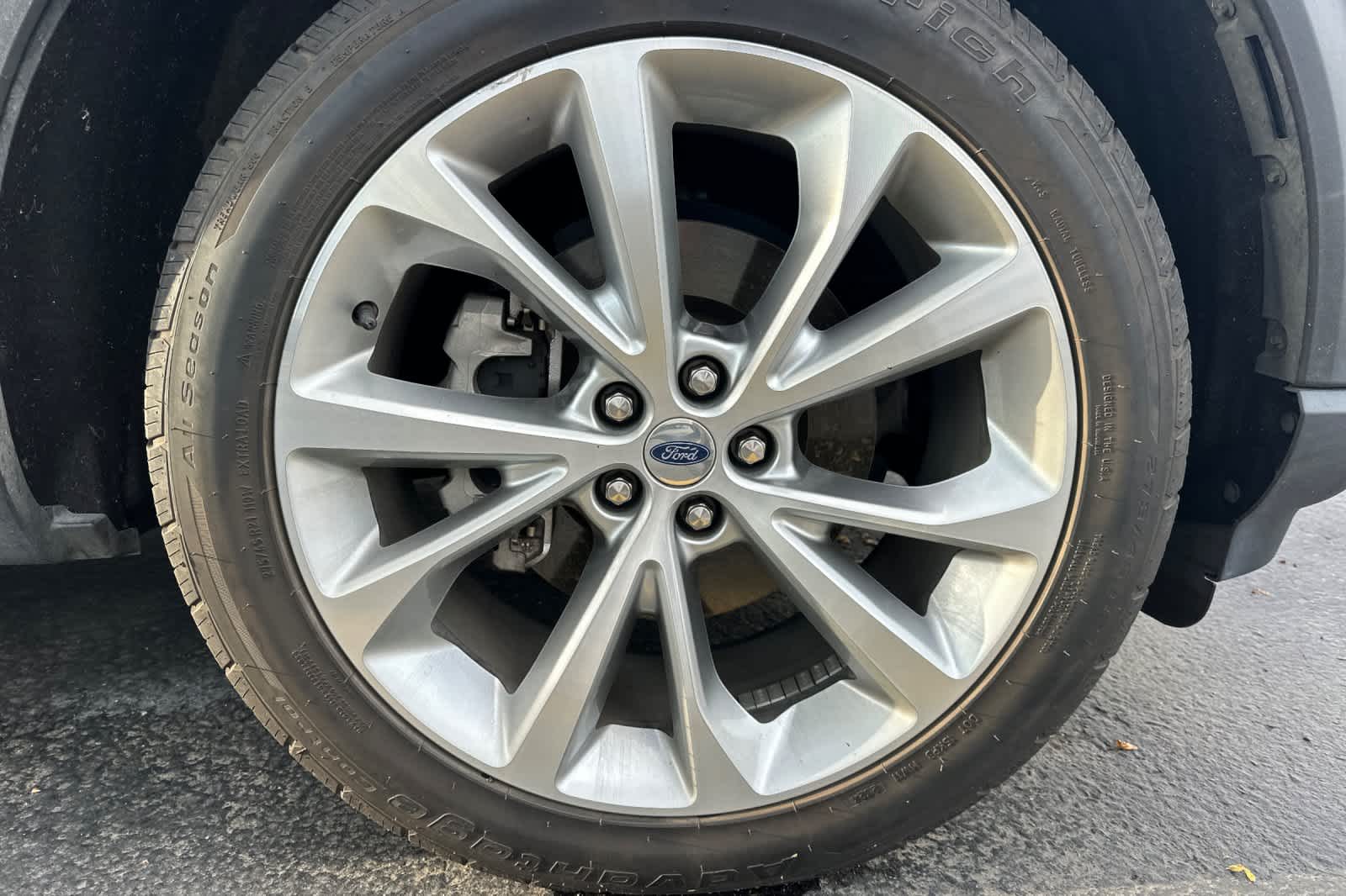 Thumbnail: 2022 Ford Explorer - 11