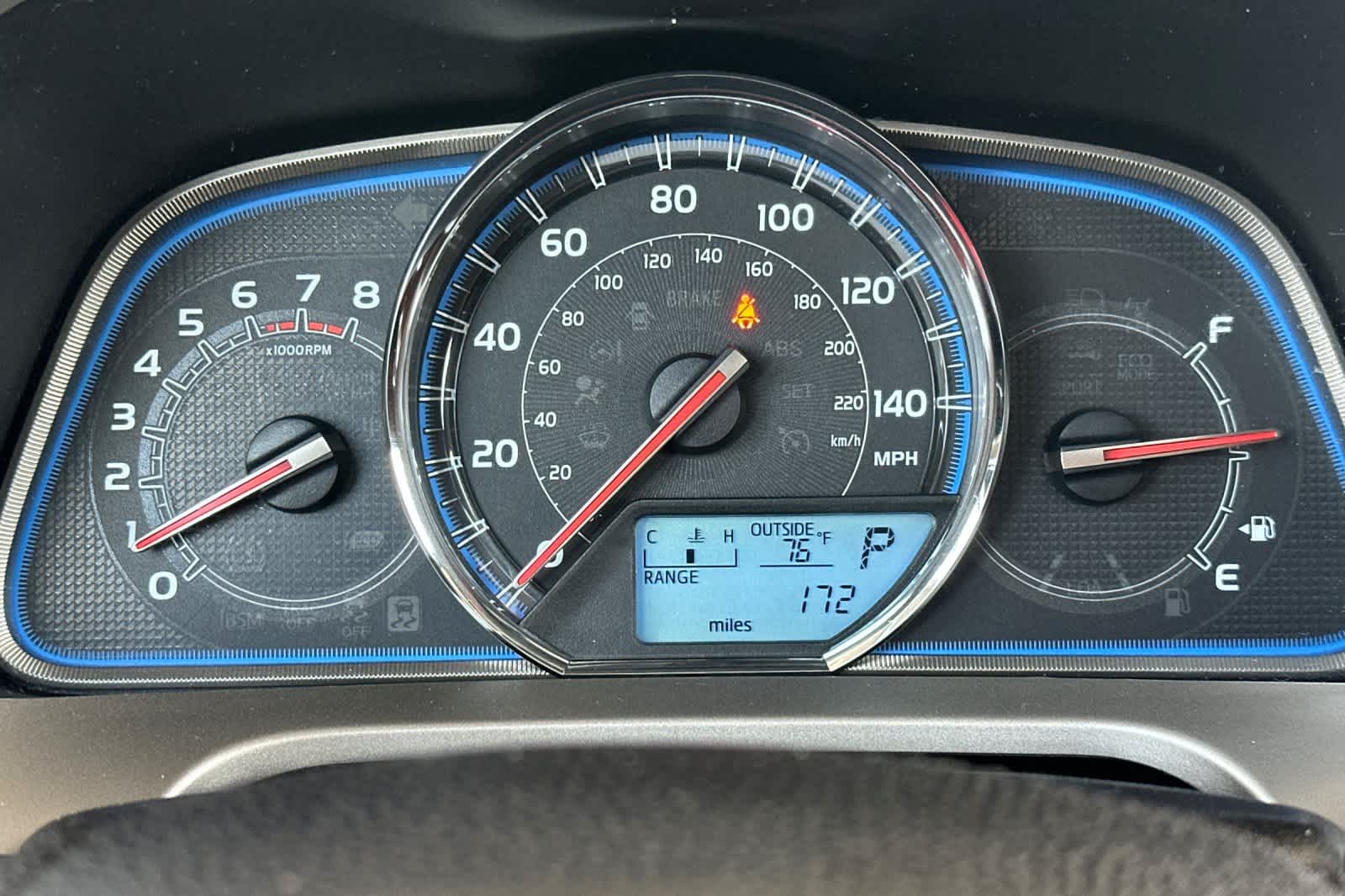 Thumbnail: 2015 Toyota RAV4 - 24