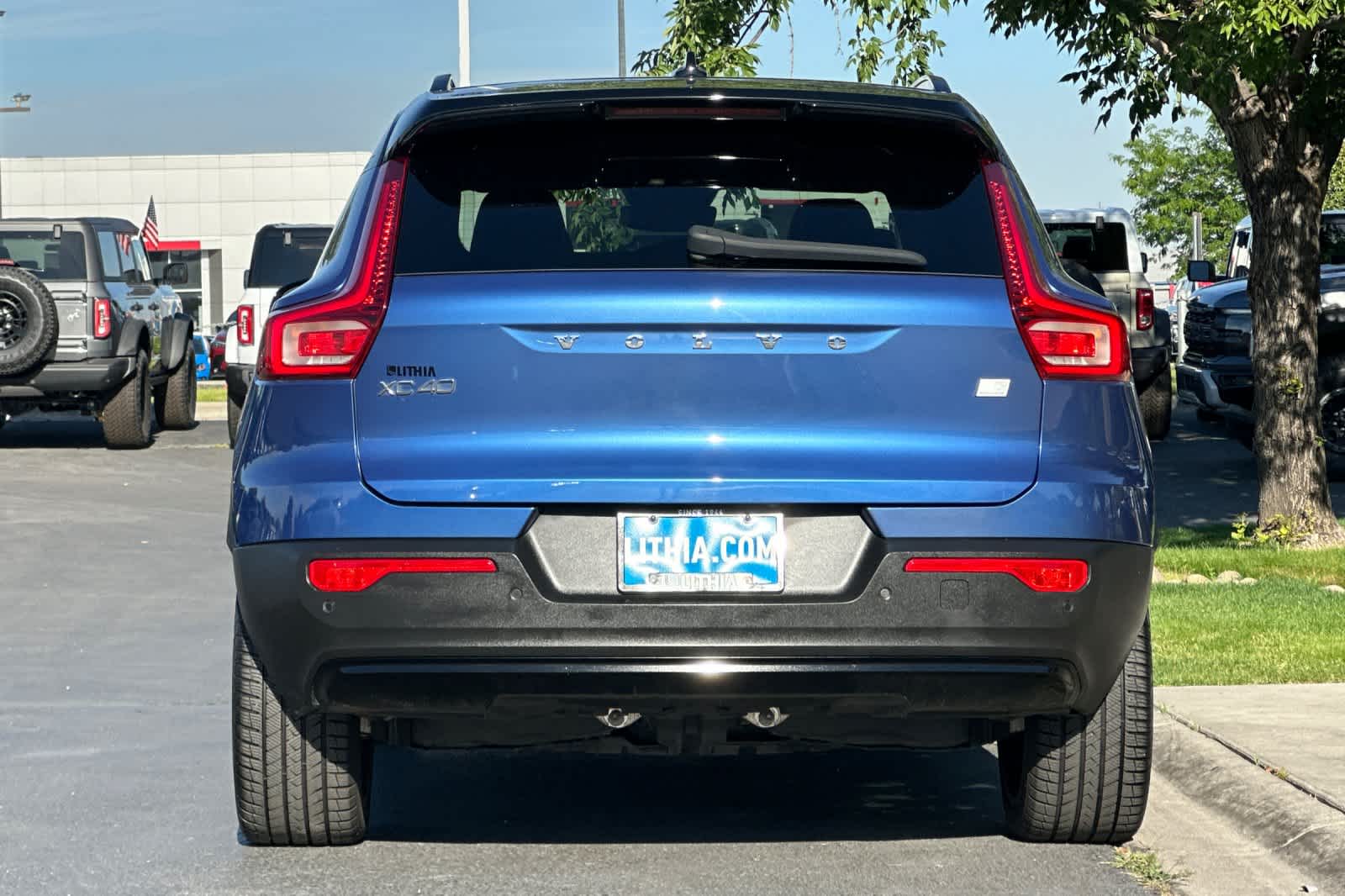 Thumbnail: 2021 Volvo XC40 - 7