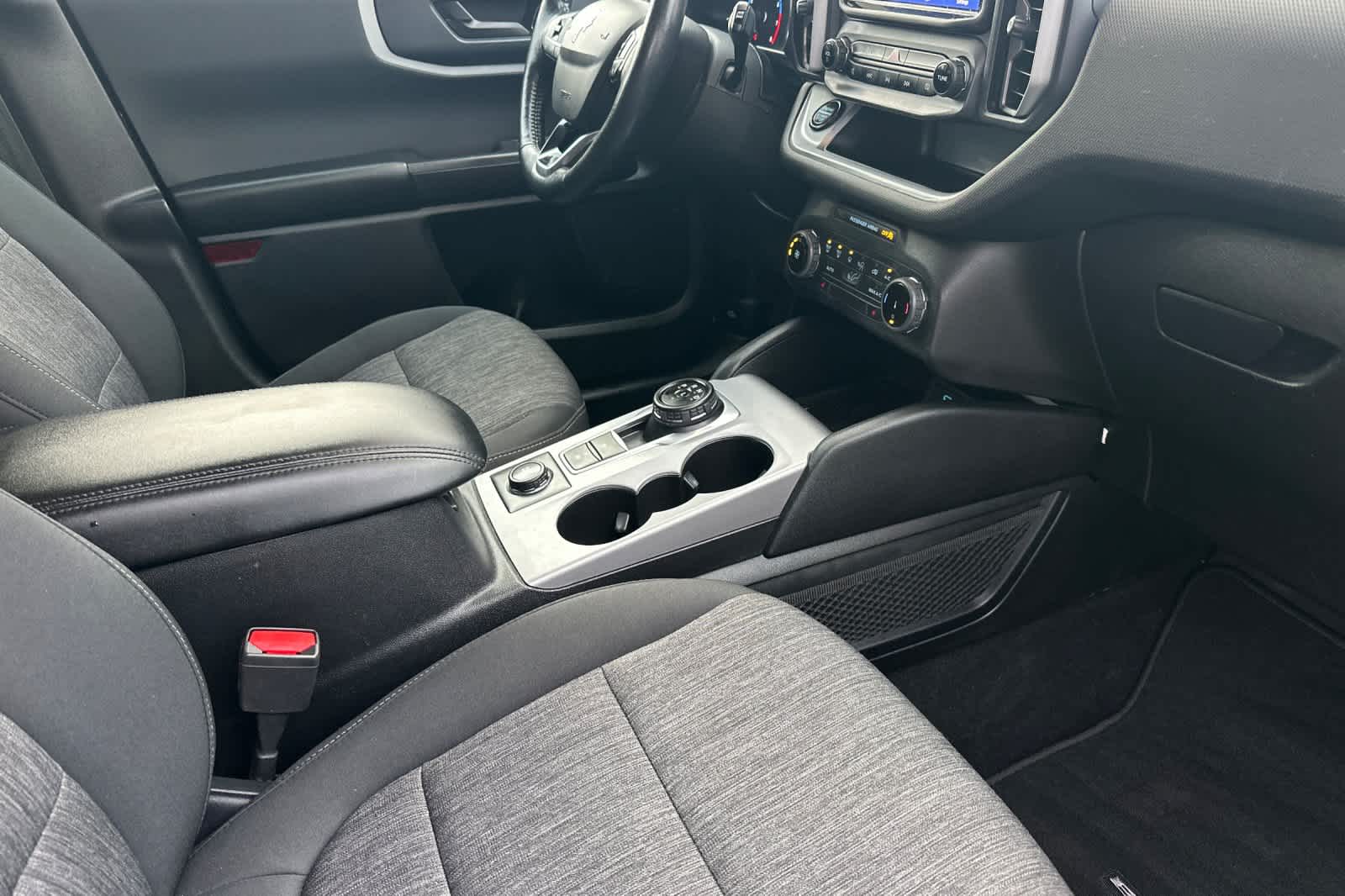 Thumbnail: 2022 Ford Bronco Sport - 16