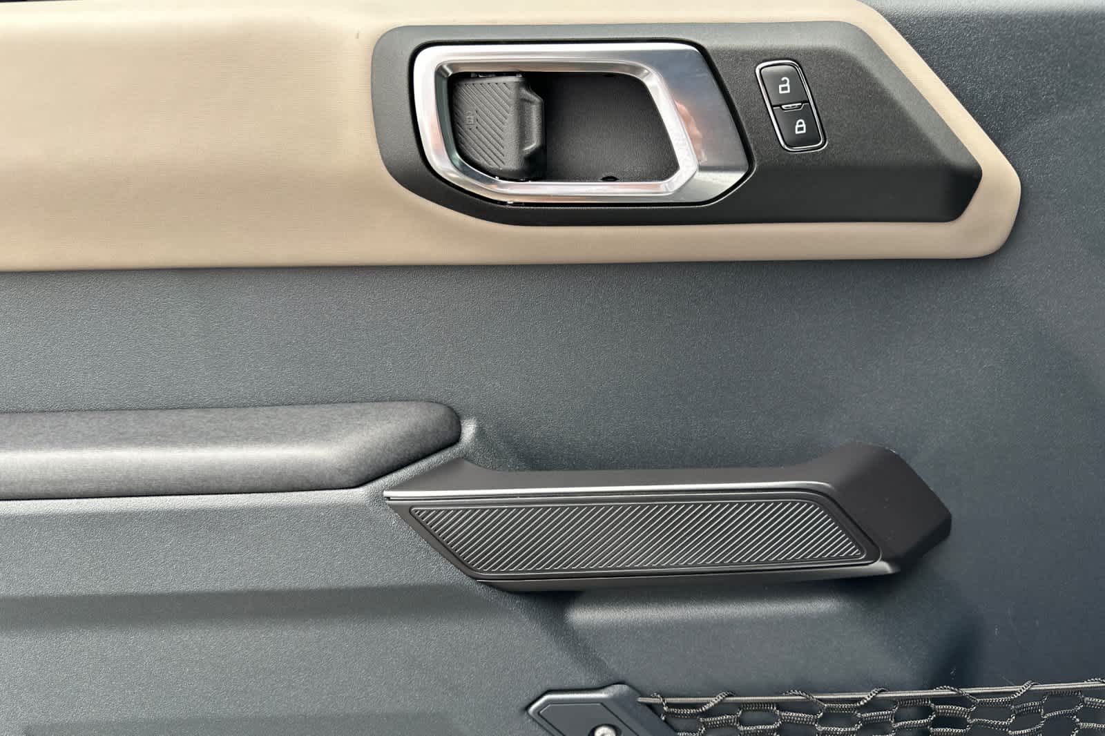 Thumbnail: 2024 Ford Bronco - 12