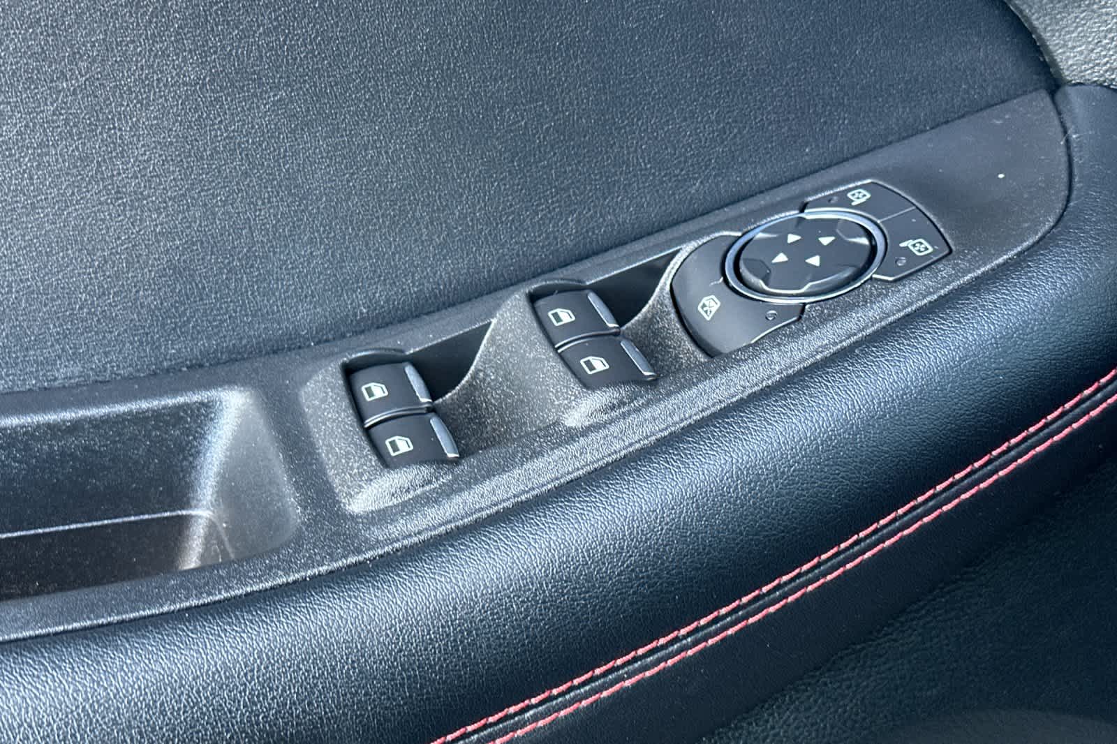 Thumbnail: 2022 Ford Edge - 13