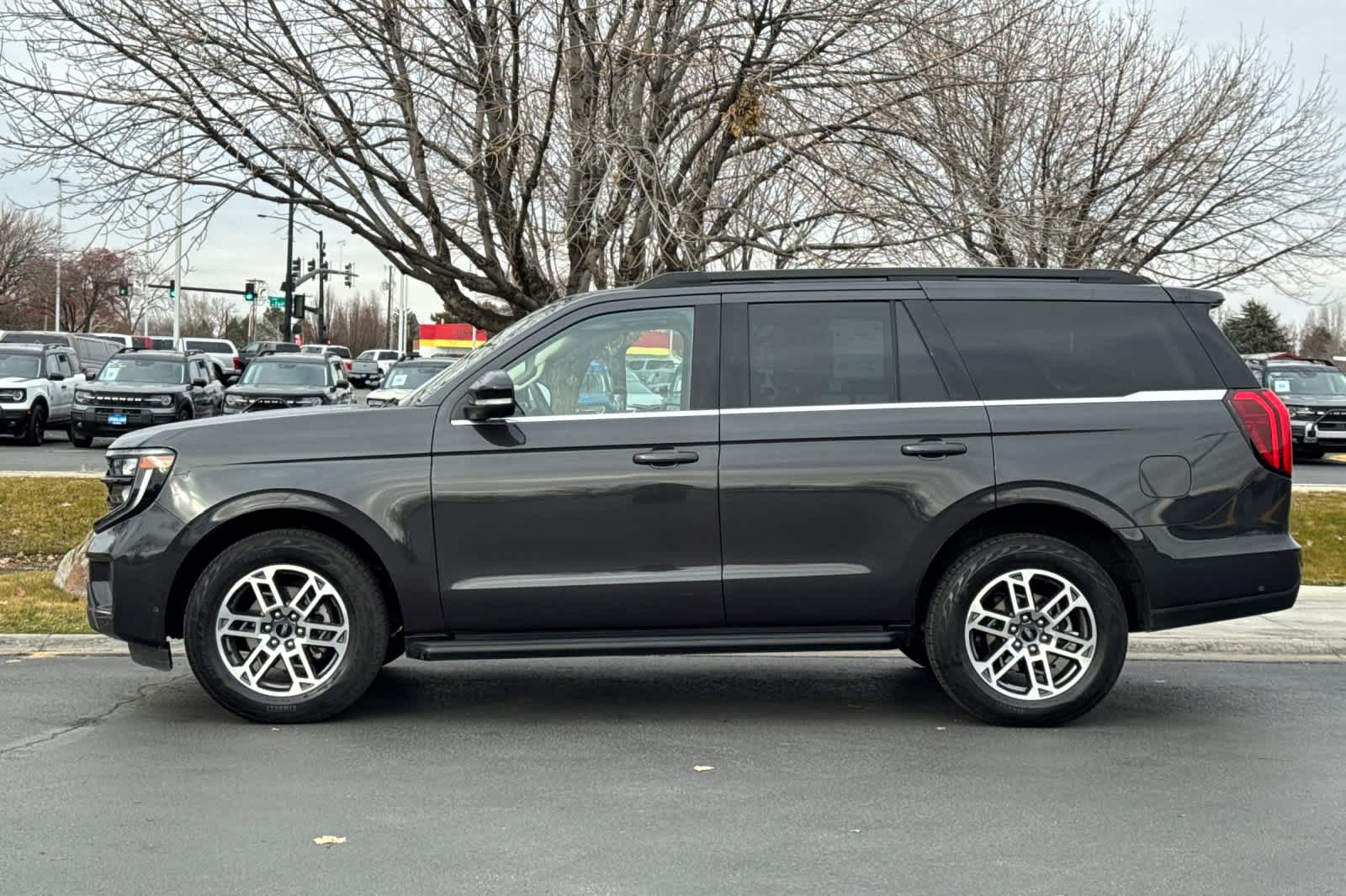 Thumbnail: 2025 Ford Expedition - 5