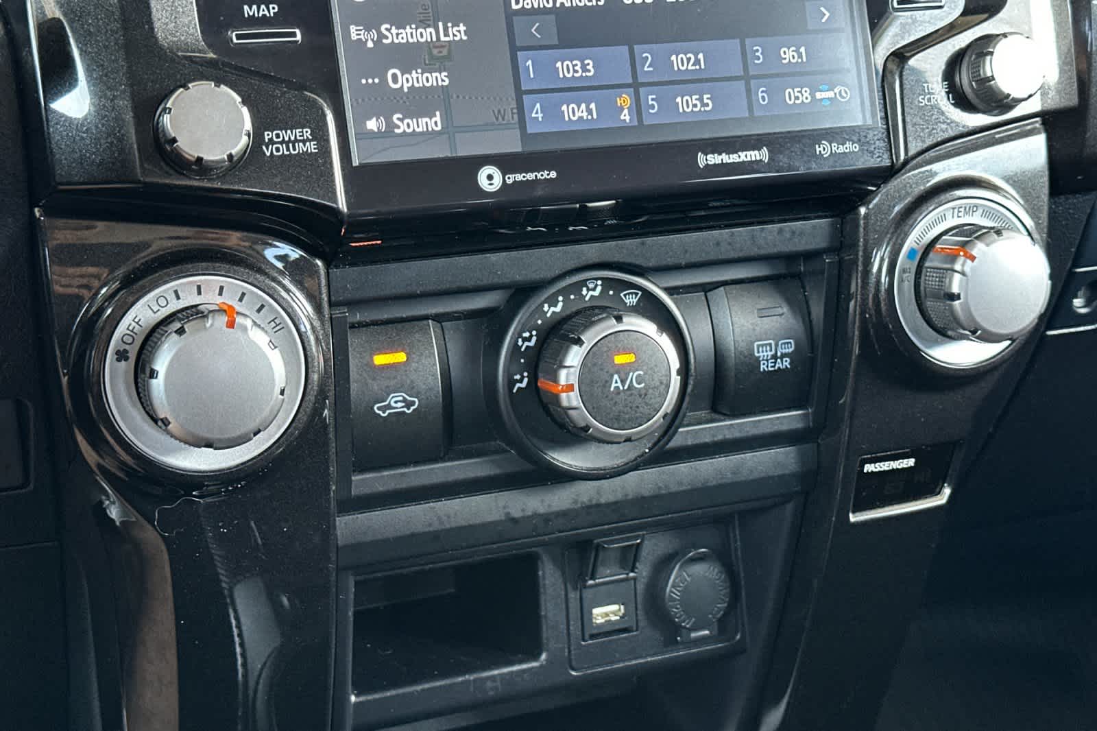 Thumbnail: 2022 Toyota 4Runner - 21