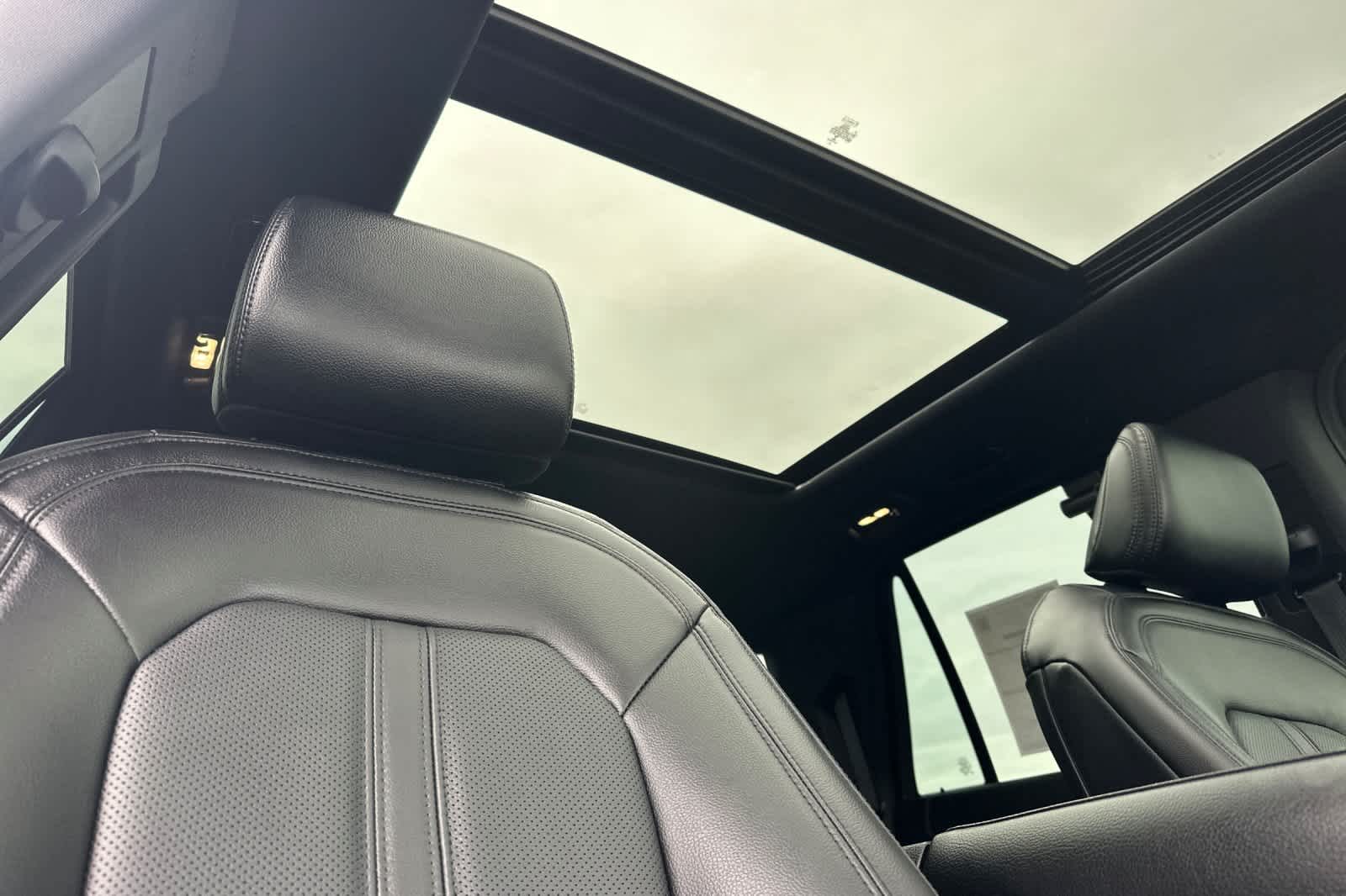 Thumbnail: 2021 Ford Expedition - 17