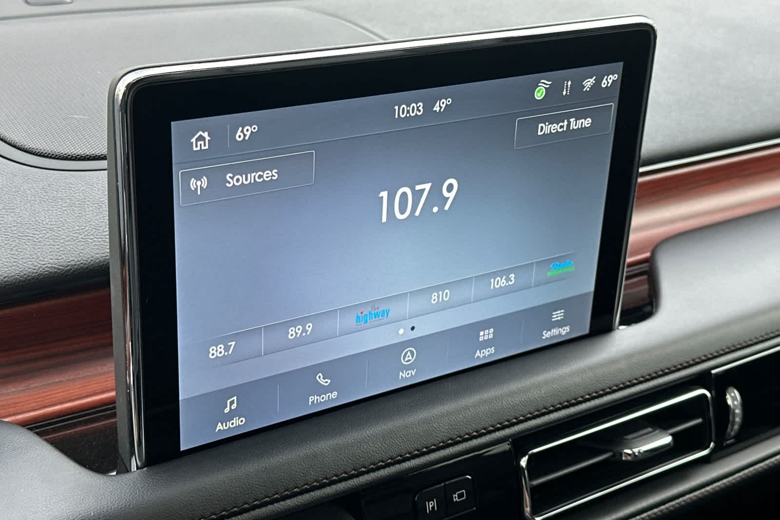 Thumbnail: 2023 Lincoln Aviator - 18