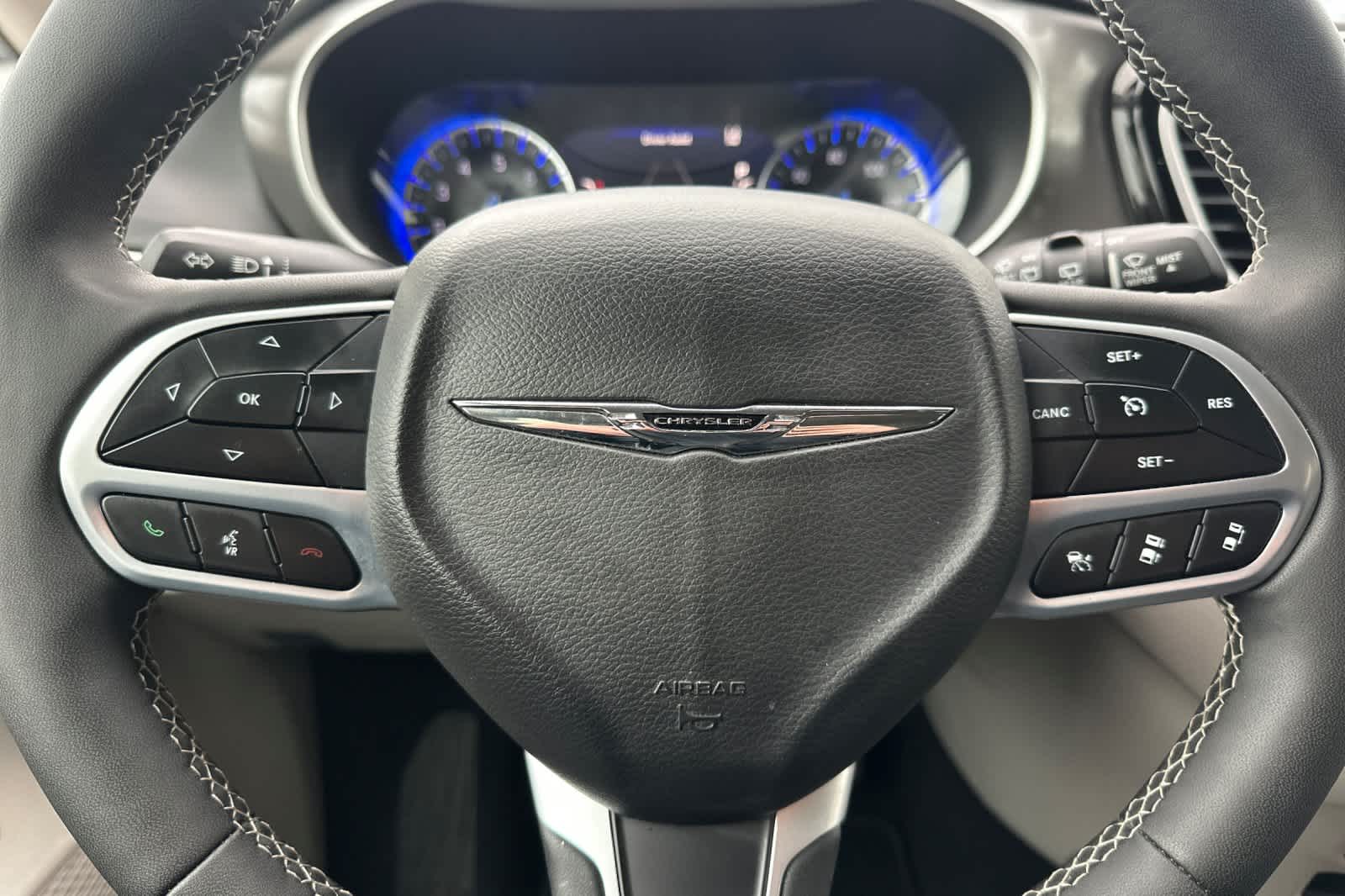 Thumbnail: 2024 Chrysler Pacifica - 24