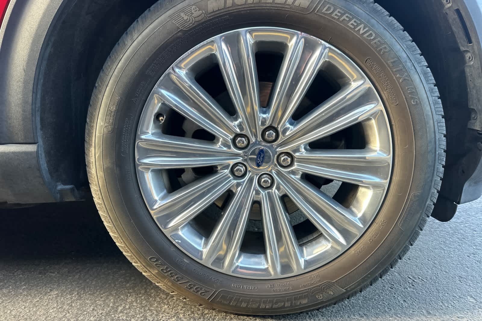 Thumbnail: 2020 Ford Explorer - 11