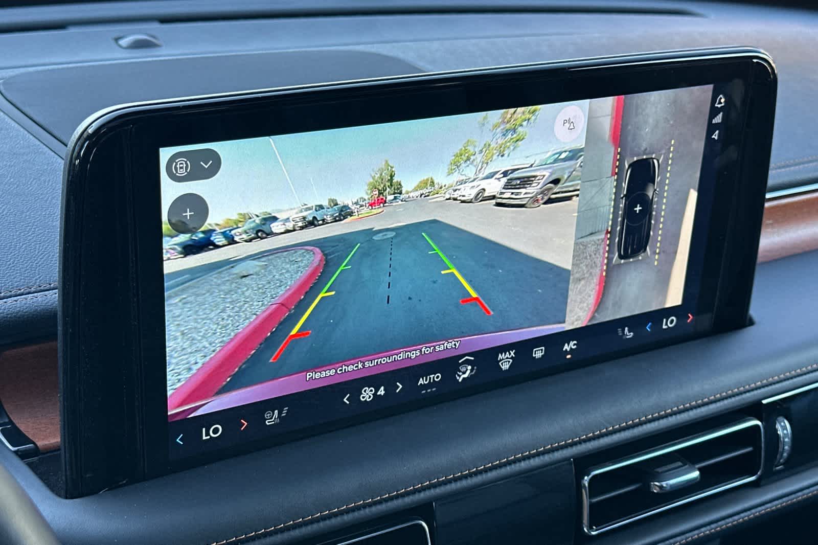 Thumbnail: 2025 Lincoln Aviator - 21