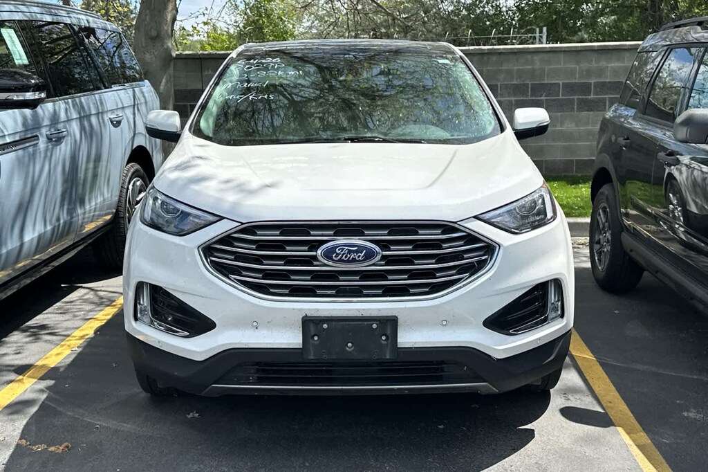 Used 2022 Ford Edge Titanium SUV