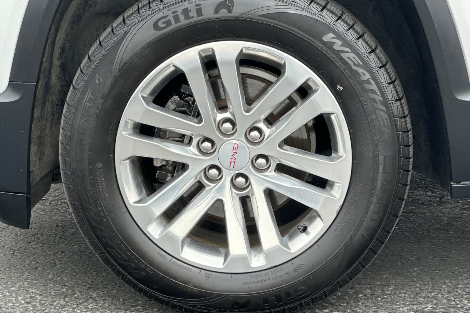 Thumbnail: 2018 GMC Acadia - 27