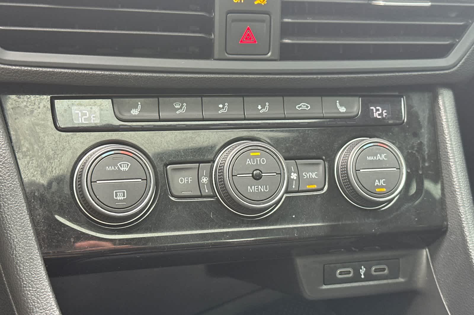 Thumbnail: 2022 Volkswagen Jetta - 19