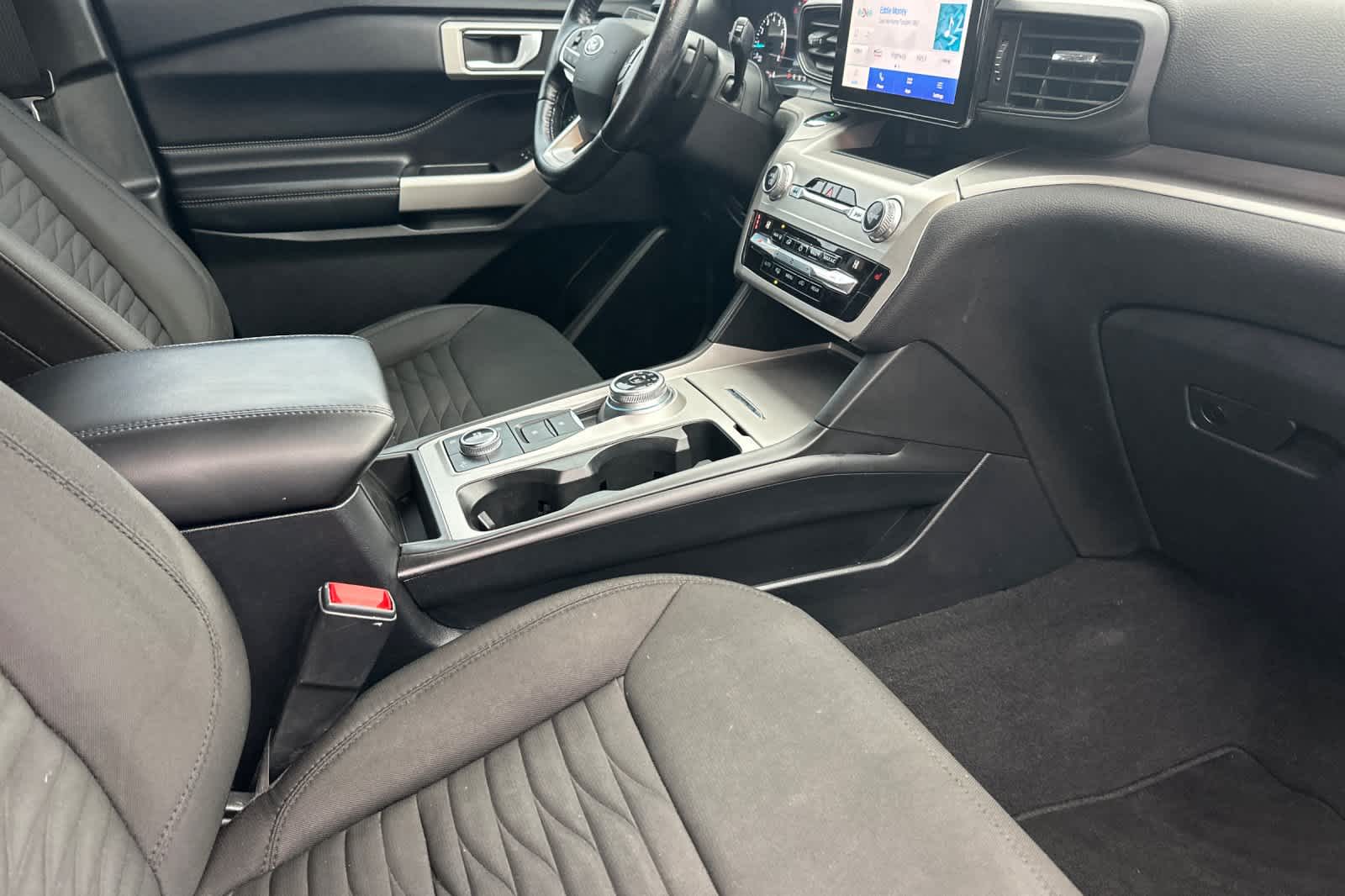 Thumbnail: 2021 Ford Explorer - 17