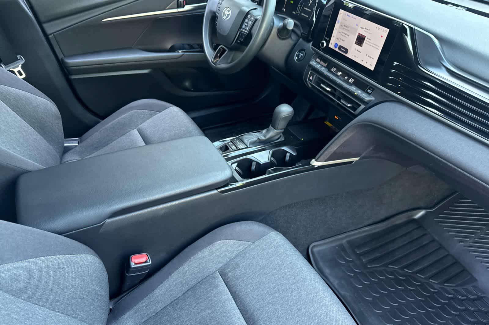 Thumbnail: 2025 Toyota Camry - 15