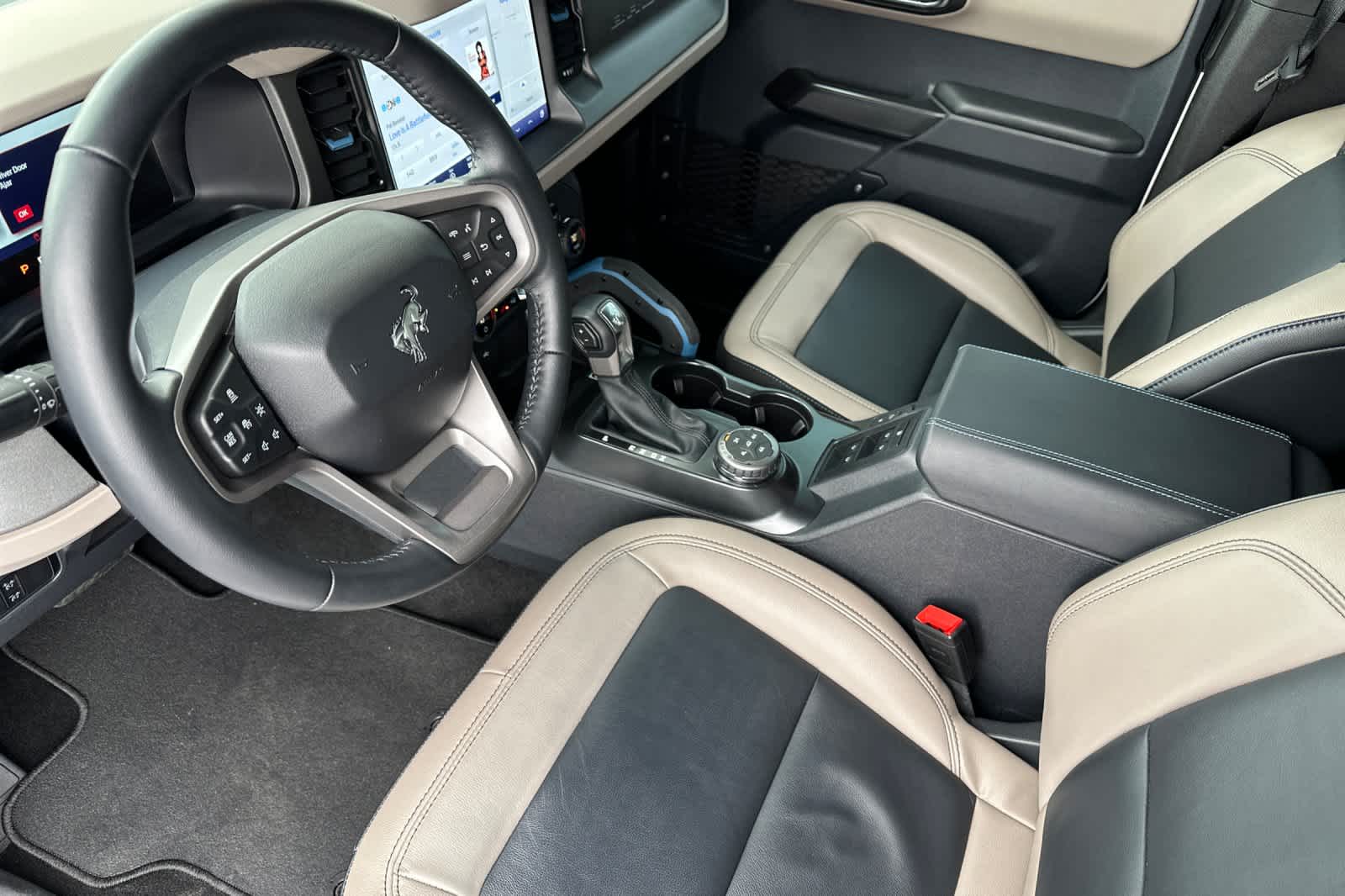 Thumbnail: 2024 Ford Bronco - 11