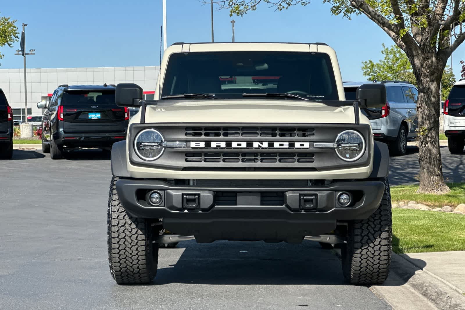 Thumbnail: 2025 Ford Bronco - 10