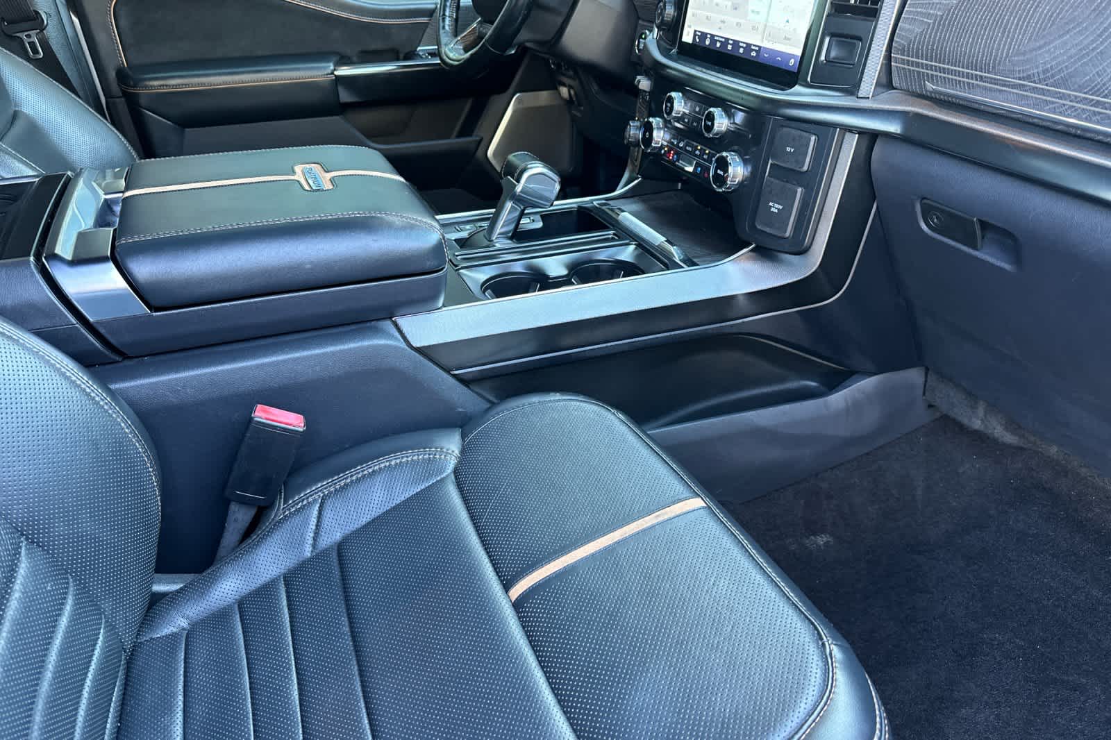 Thumbnail: 2022 Ford F-150 - 15