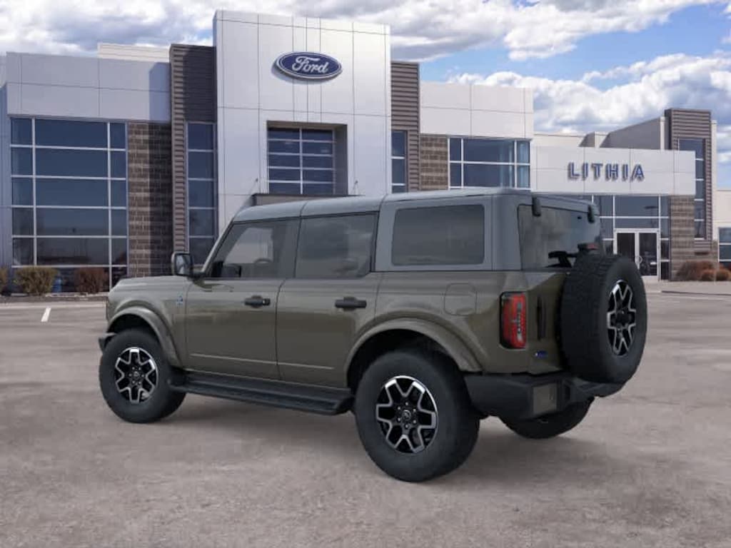 New 2026 Ford Bronco Outer Banks SUV