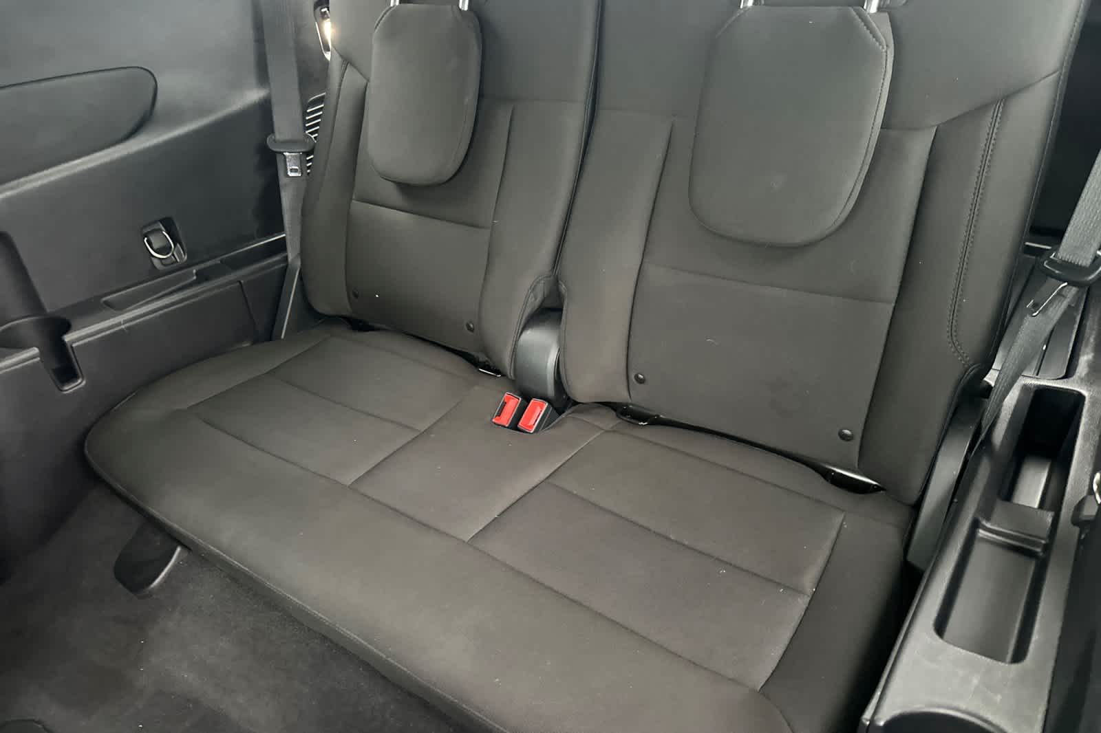 Thumbnail: 2021 Ford Explorer - 15