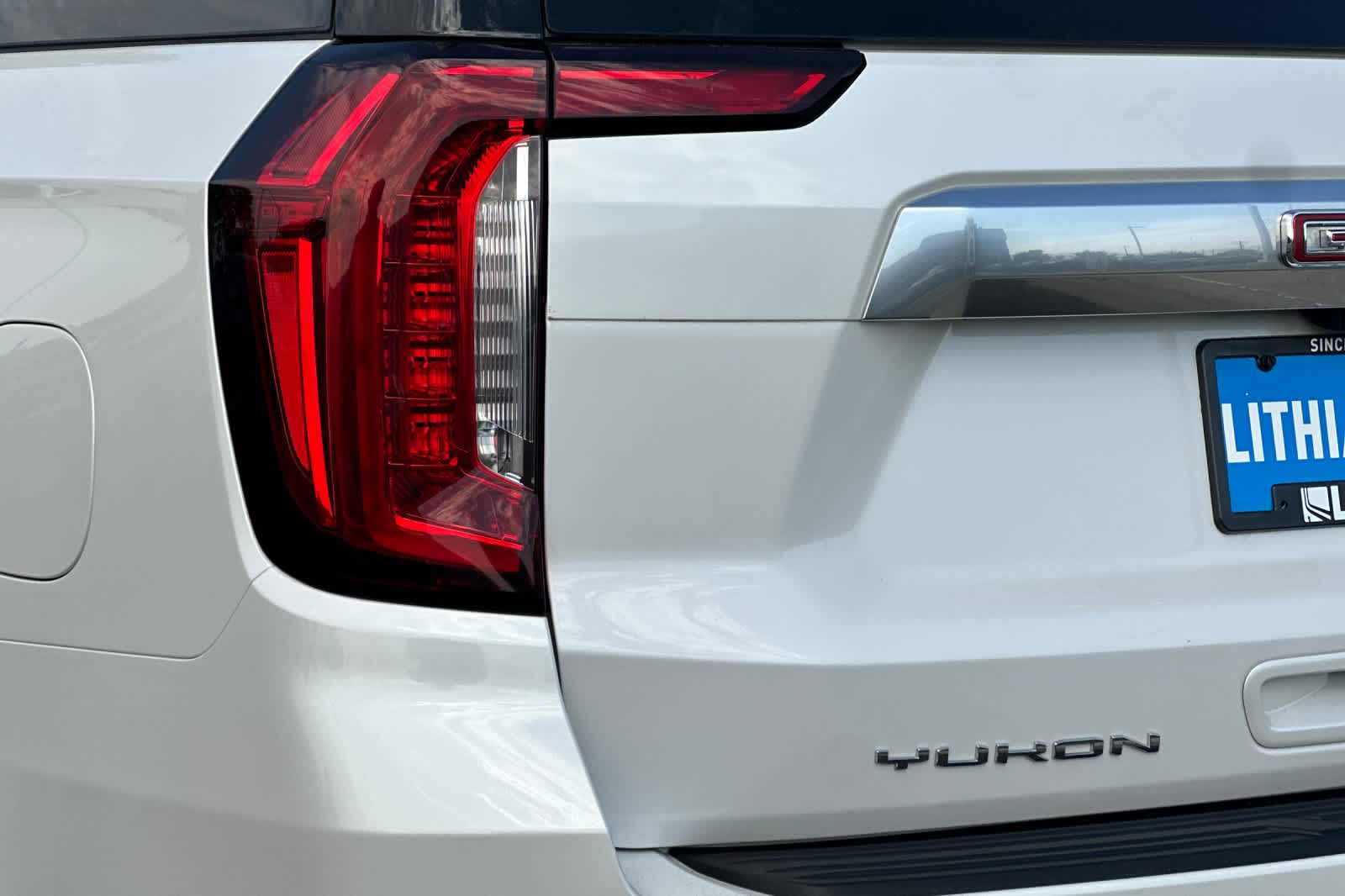 Thumbnail: 2024 GMC Yukon XL - 29