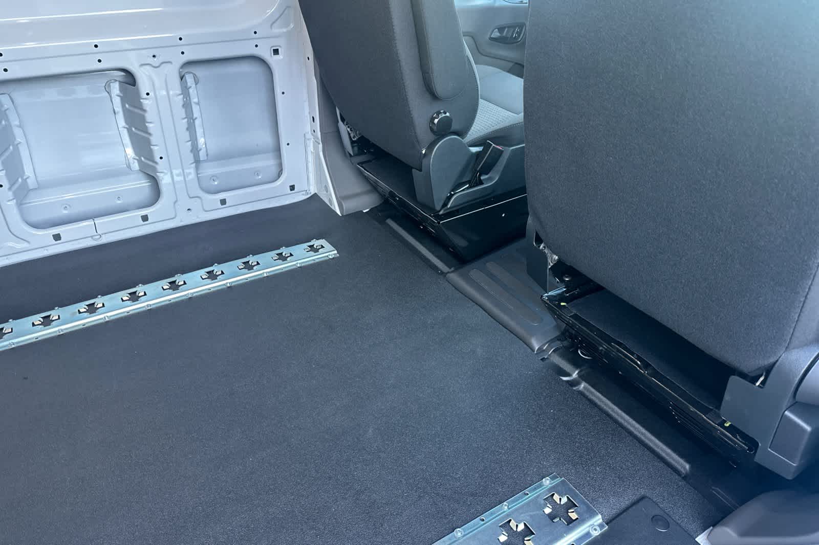 2025 Ford Transit photo 4