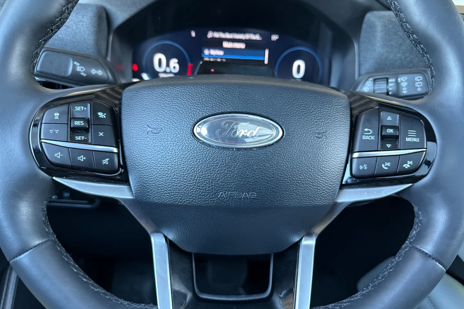 Thumbnail: 2025 Ford Explorer - 25