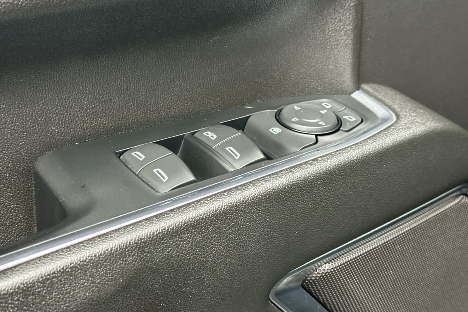 Thumbnail: 2024 GMC Sierra 2500 - 13