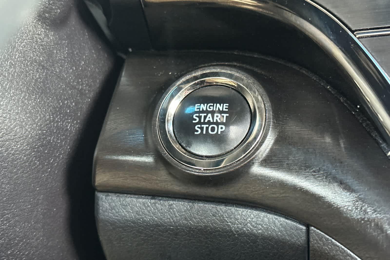 Thumbnail: 2017 Toyota Avalon - 22