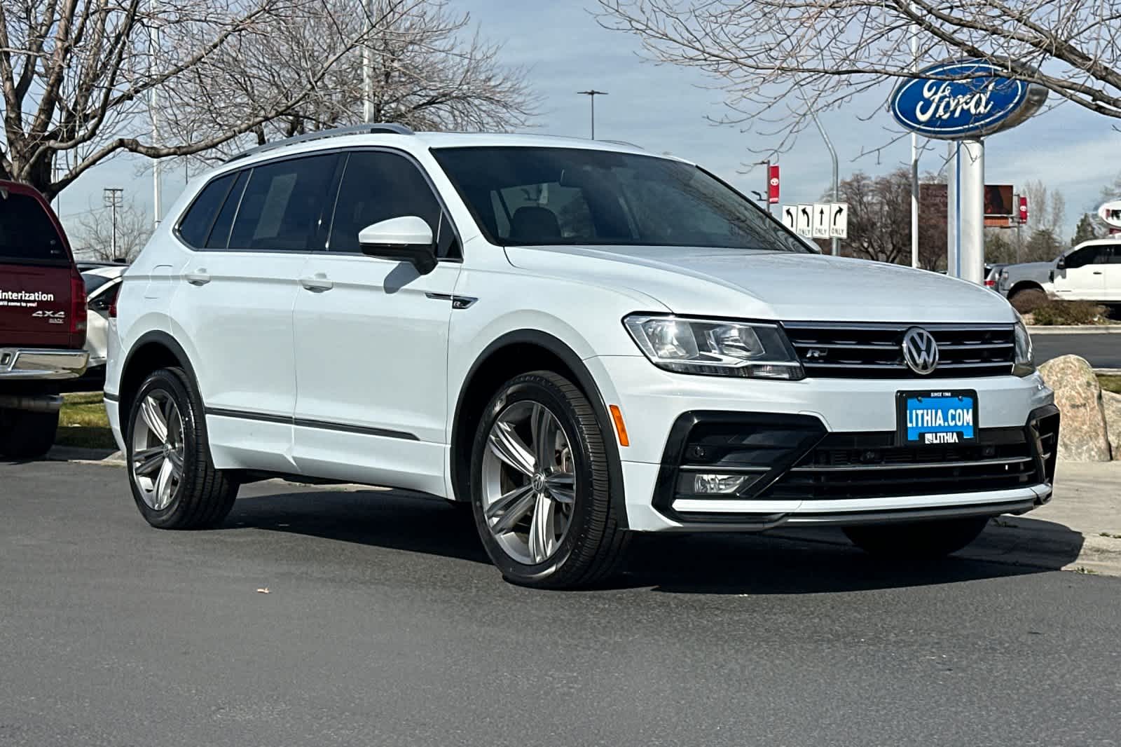 Thumbnail: 2018 Volkswagen Tiguan - 9