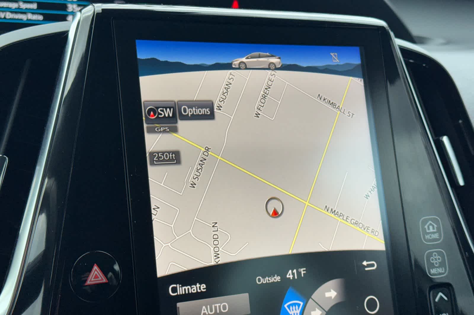 Thumbnail: 2017 Toyota Prius Prime - 19