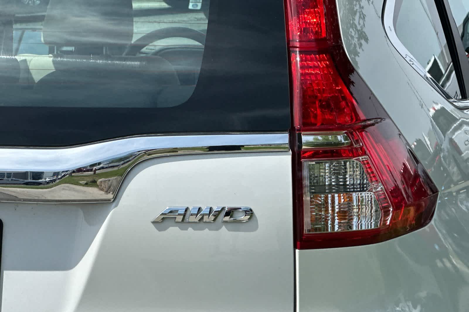 2016 Honda CR-V LX 26