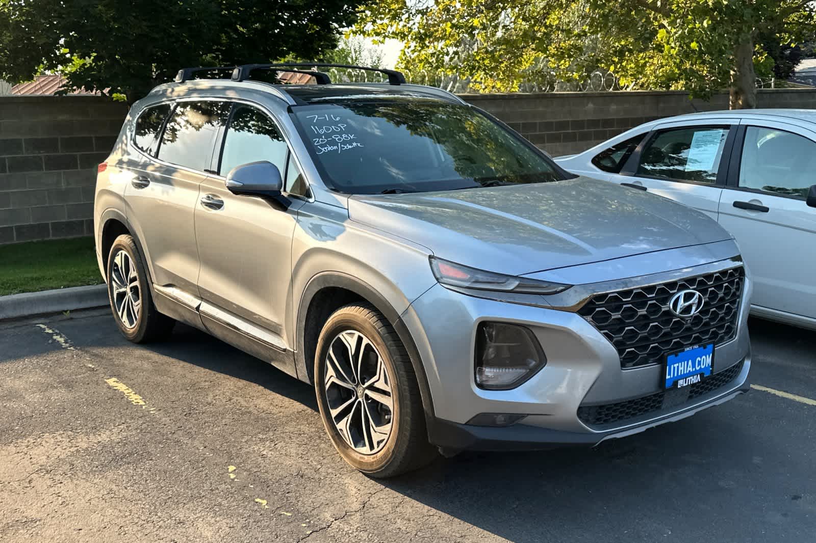 Thumbnail: 2020 Hyundai Santa Fe - 4