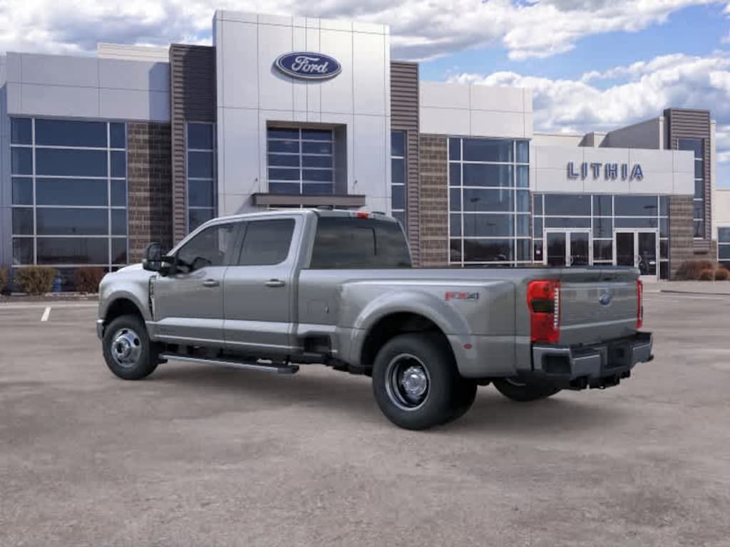 New 2026 Ford F-350 Lariat Truck