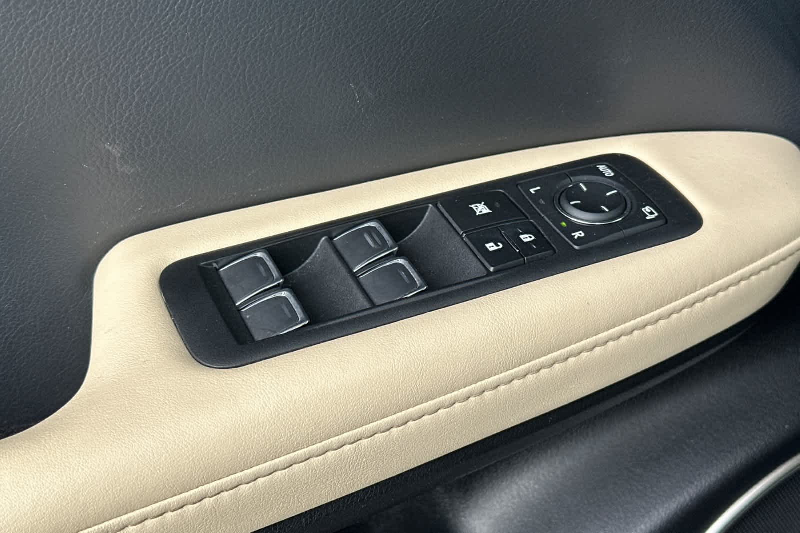 Thumbnail: 2022 Lexus RX - 13