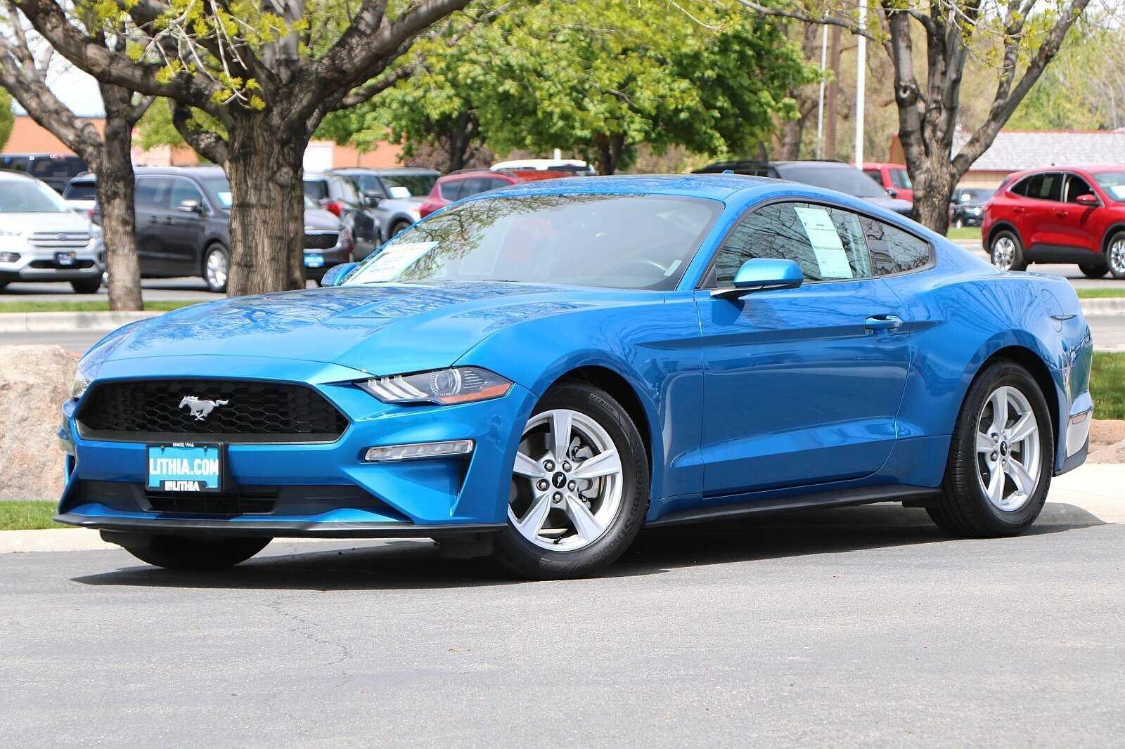 2020 Ford Mustang Coupe 