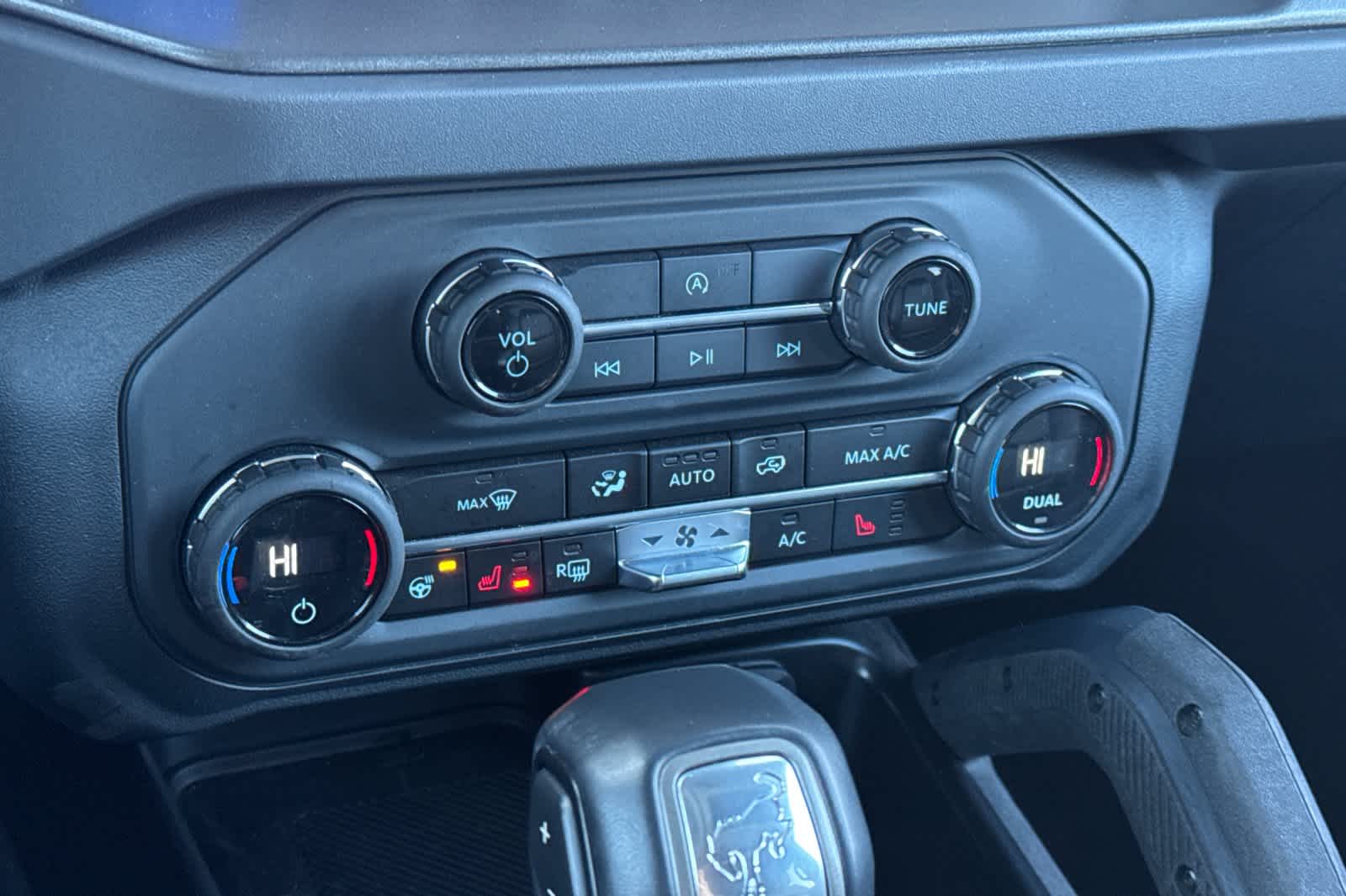 Thumbnail: 2025 Ford Bronco - 21