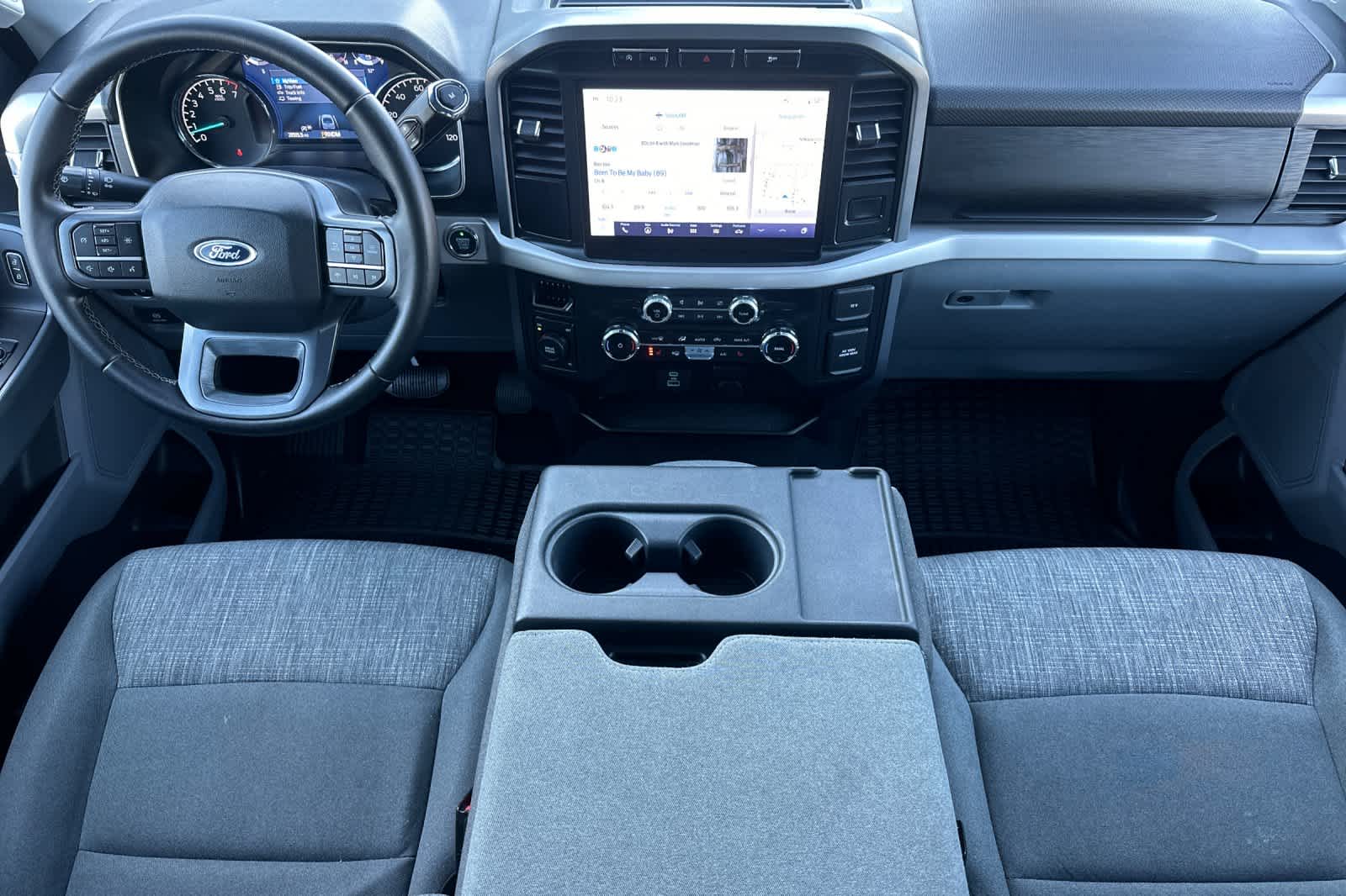 2023 Ford F-150 XLT photo 2