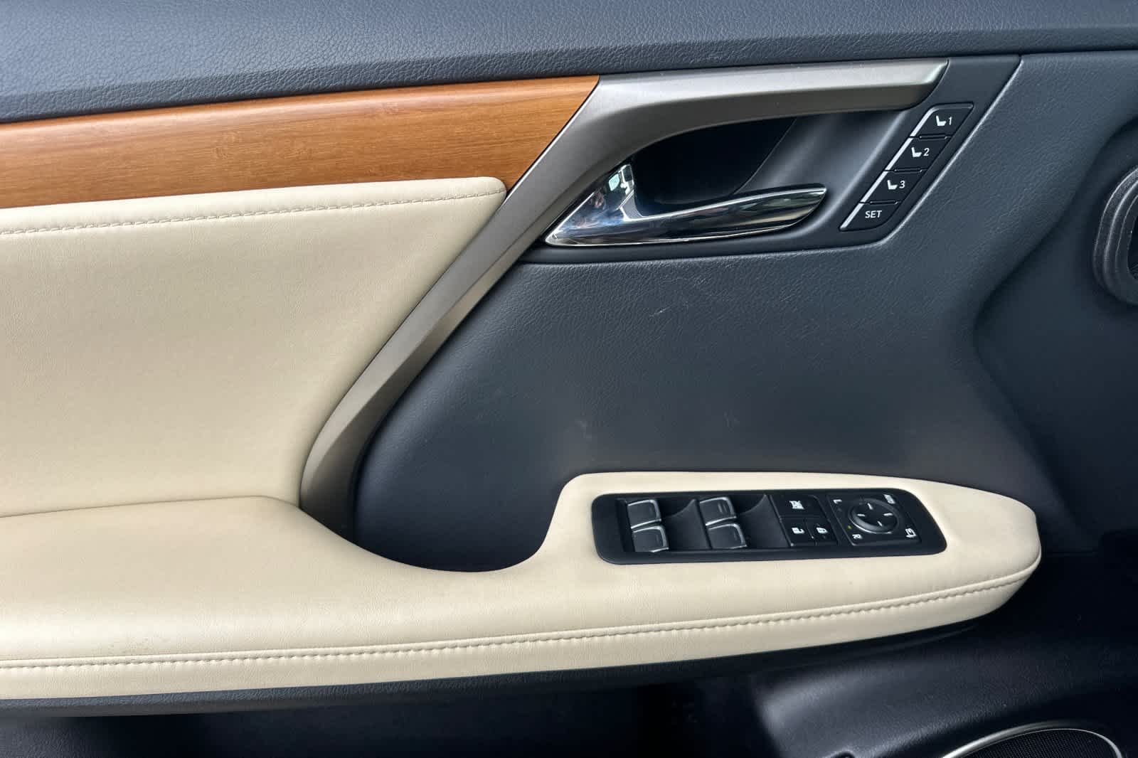 Thumbnail: 2022 Lexus RX - 12